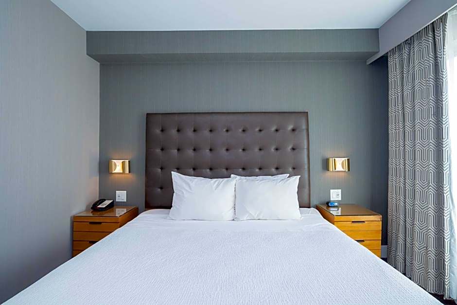 Sandman Hotel Hamilton