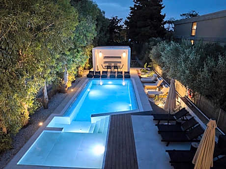 MichELe Luxury apartments by Smaris Collection