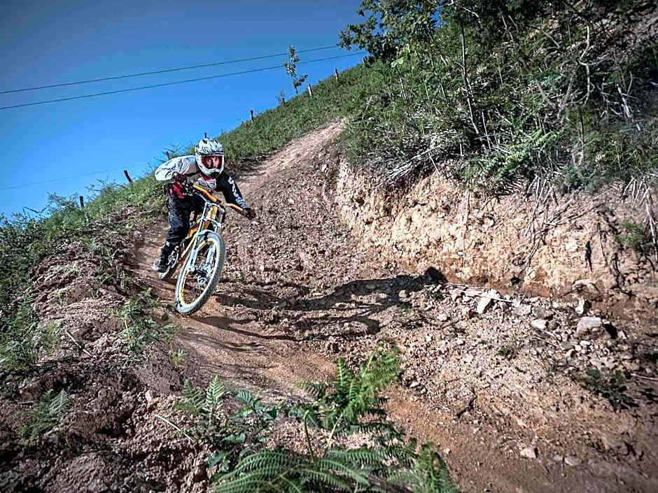 Palacio de Yrisarri by IrriSarri Land