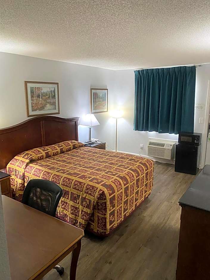 Savannah Lodge