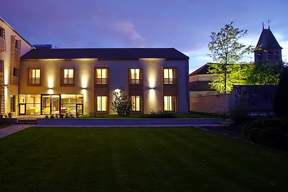 Hôtel Les Herbes Folles