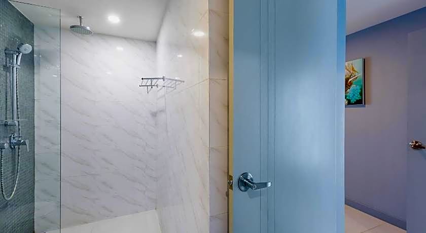 Xen Hotel Nakhon Pathom - SHA PLUS