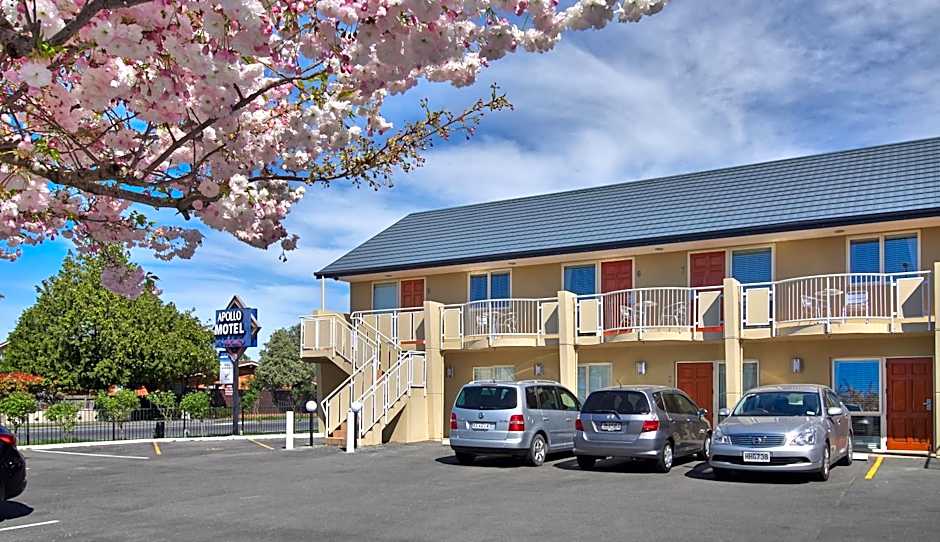 Photo 1 of 48 of Apollo Motel