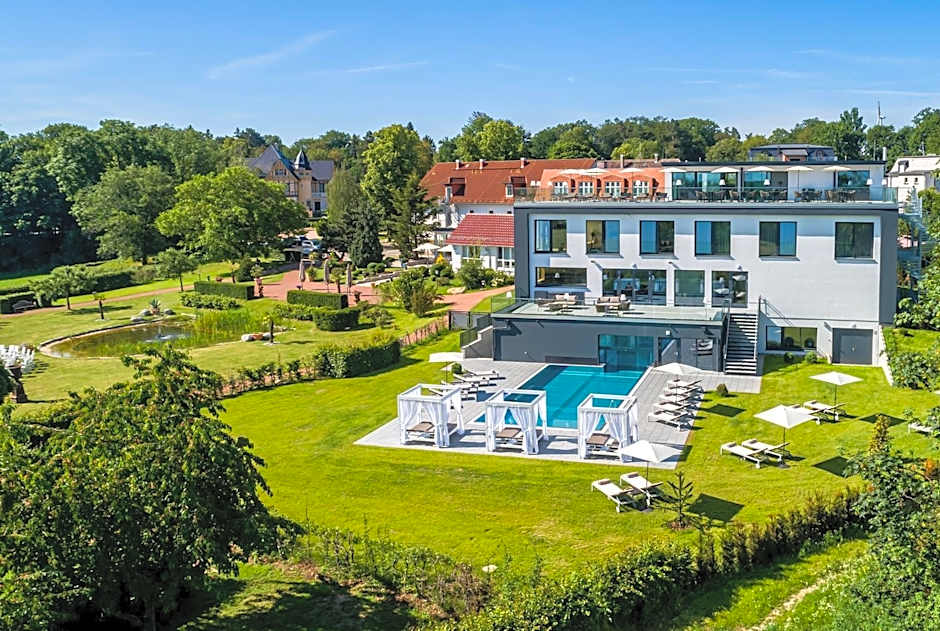 Photo 1 of 50 of Romantik Hotel Schwanefeld & Spa