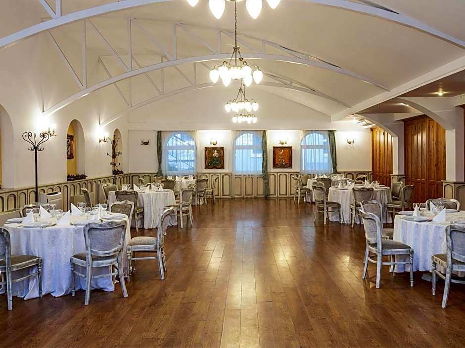 Mercure Medias Binderbubi Hotel And Spa