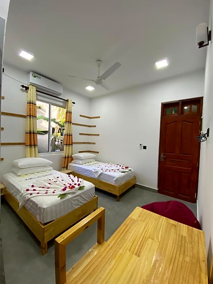 La Luna Boutique Dhangethi