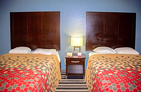 Standard Queen Room with Two Queen Beds - Non-Smoking