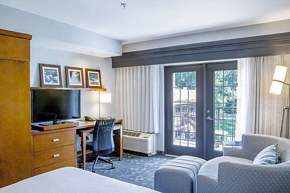 Courtyard by Marriott New Braunfels River Village