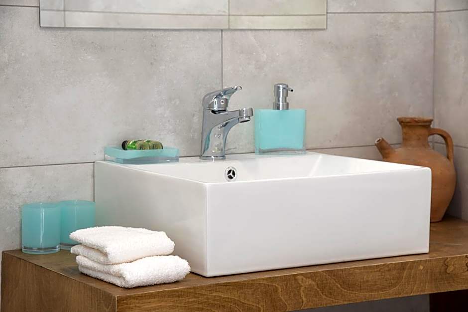 Naiades Marina Hotel