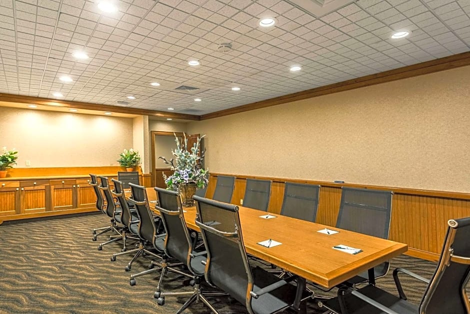 Quality Inn & Suites Baton Rouge West - Port Allen