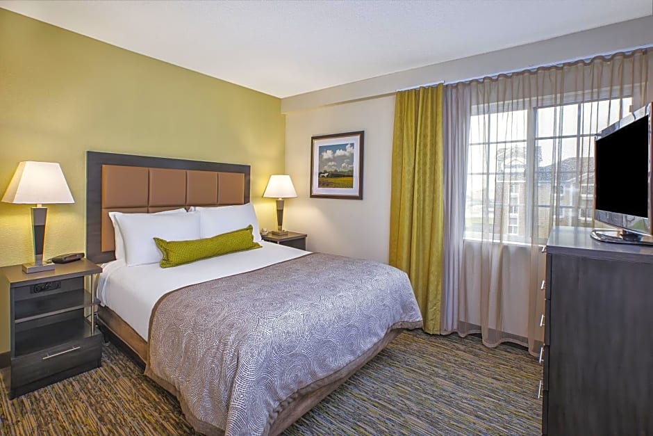 Candlewood Suites Indianapolis Northeast by IHG