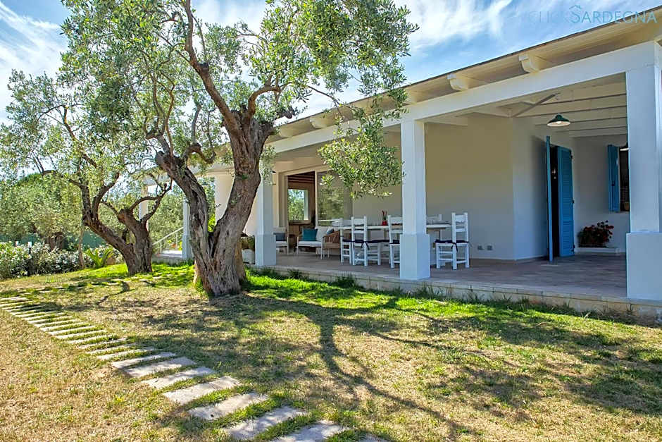 Villa Celeste Countryside Deluxe near the beaches of Sardinia