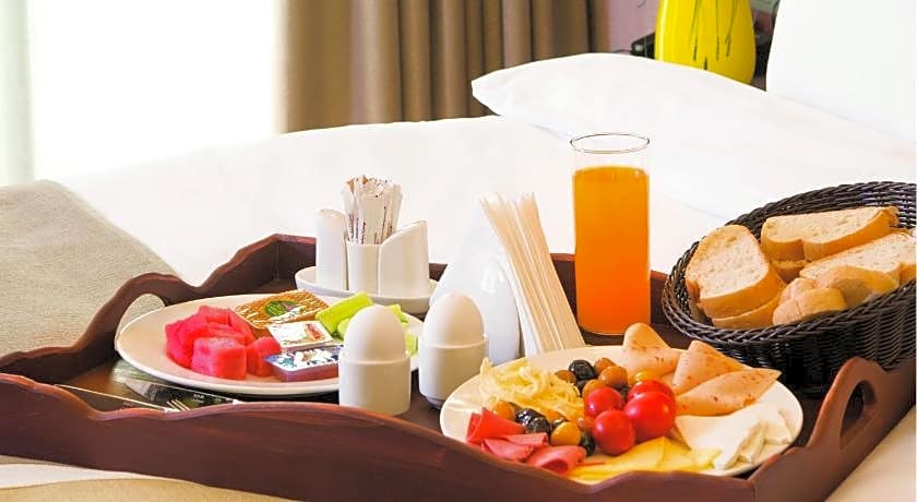 Blueway Hotel Historical