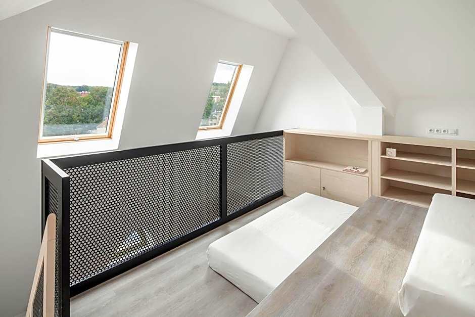 Lofty Kampus Garnizon