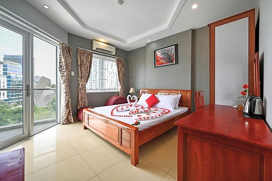 Photo 1 of 7 of Deluxe, Balcony