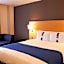 Holiday Inn Express Manchester Airport By IHG