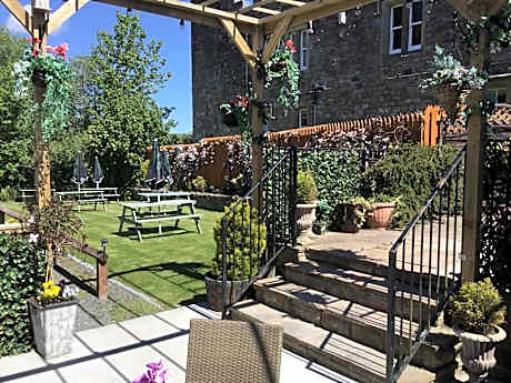 Blenkinsopp Castle Inn