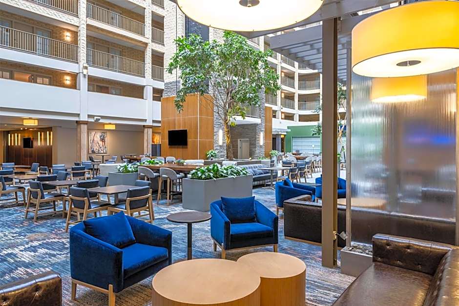 Embassy Suites by Hilton Minneapolis Bloomington Edina