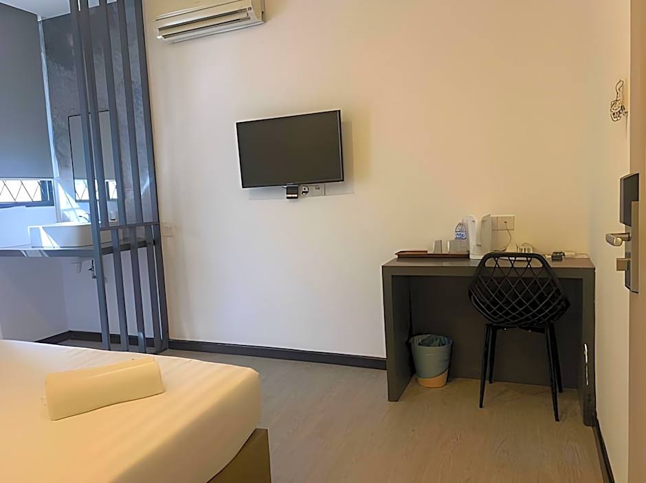 THE DAILY HOTEL