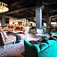 Crossroads Hotel