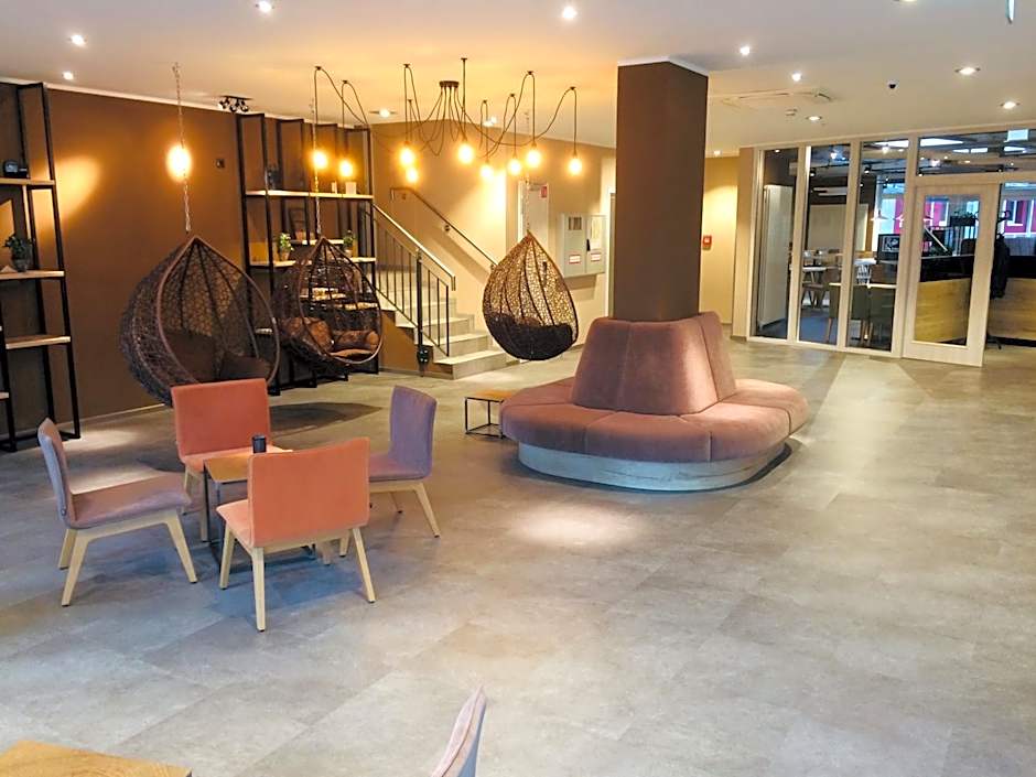 Adesso Hotel Göttingen - pay at property on arrival-Ihr Automatenhotel in Göttingen