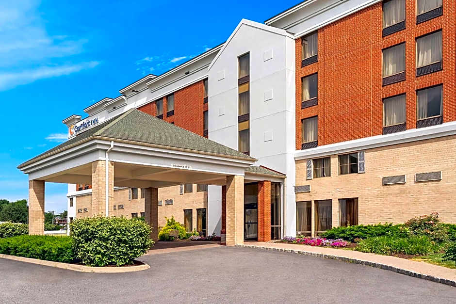 Comfort Inn Lehigh Valley West