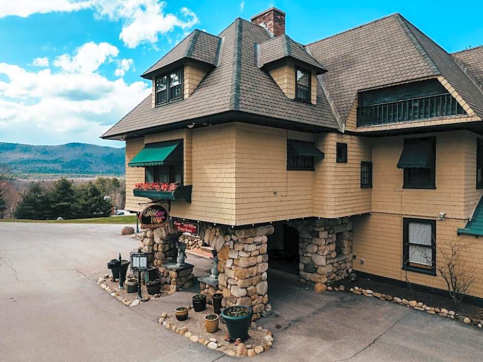 Stonehurst Manor Breakfast & Dinner Included