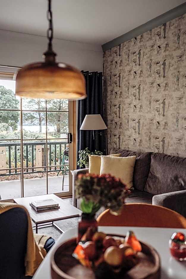 Green Gables B&B Waterfront Apartment or Garden Studio