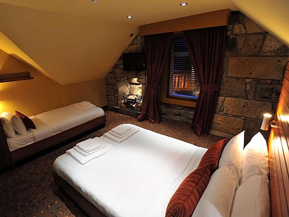 The Commercial Hotel