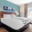 Sleep Inn & Suites