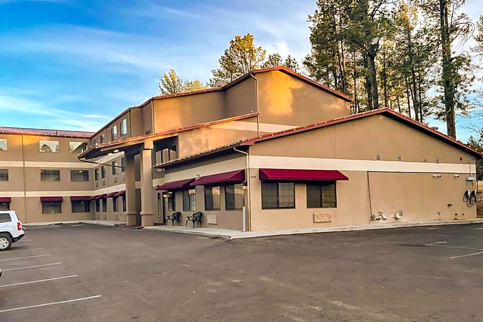 Comfort Inn & Suites Midtown