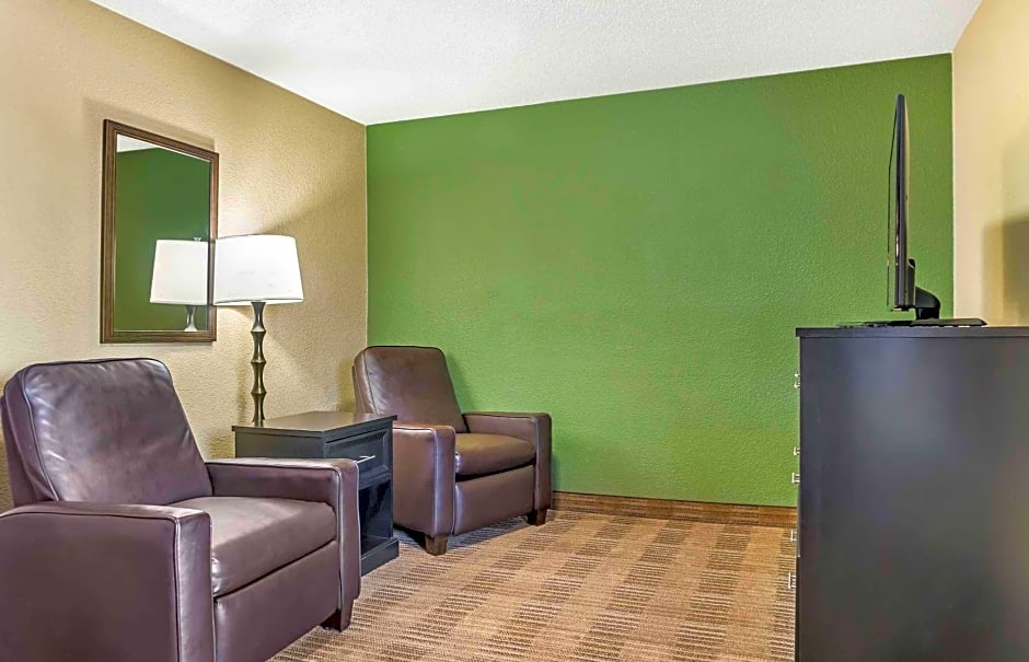 Extended Stay America Select Suites - Detroit - Ann Arbor - University South
