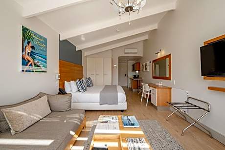 Studio with Sea View
