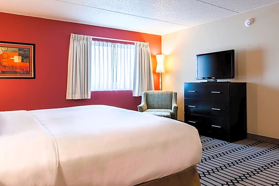 Delta Hotels by Marriott Fargo