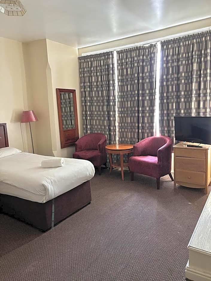 The Tudor House Hotel