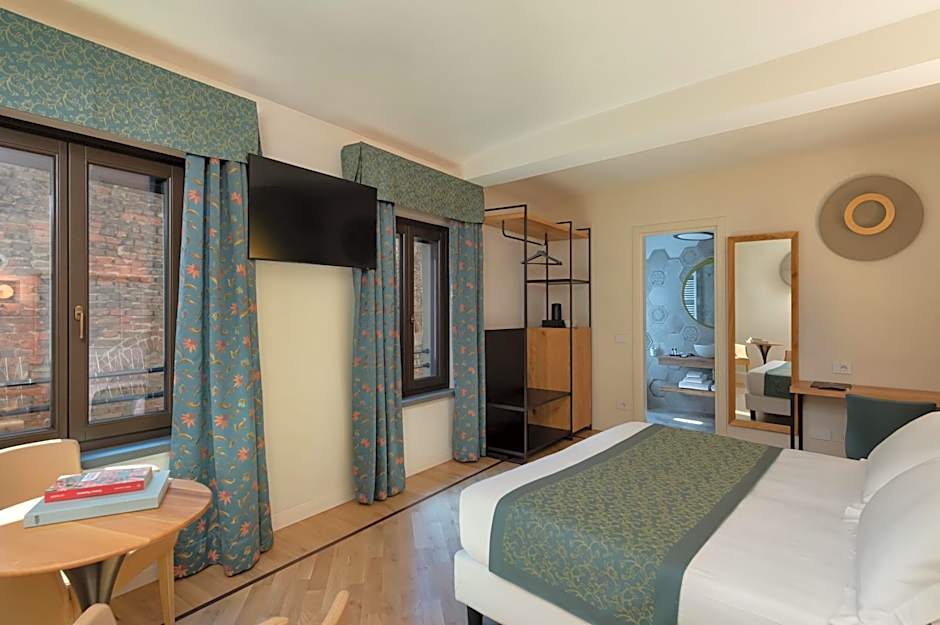 Cà Uberti Palace Hotel