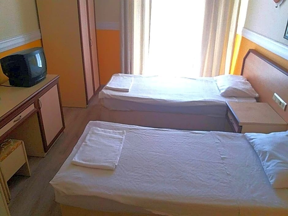 Kleopatra Bebek Hotel