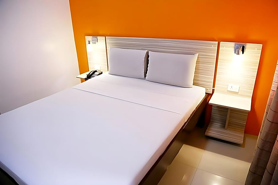 Travelbee Business Inn