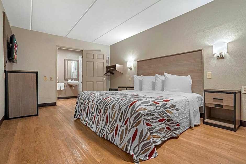 Red Roof Inn - West Monroe