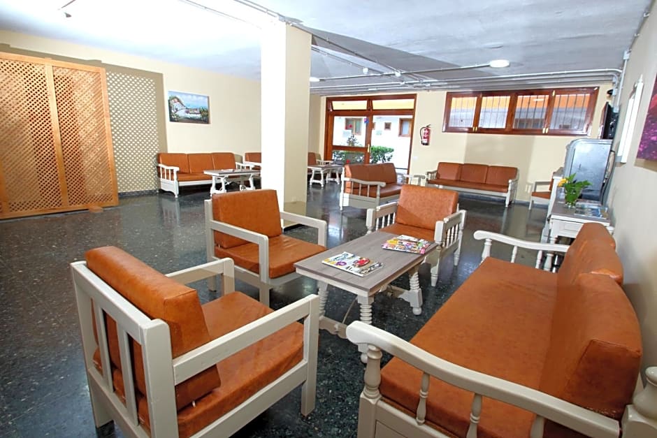 Apartamentos Strelitzias