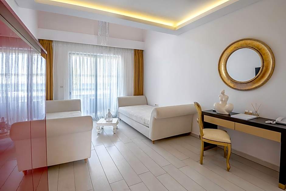 Diamond Deluxe Hotel - Adults Only