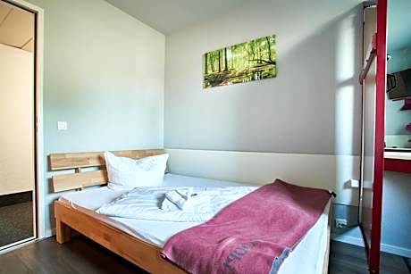 Doppelzimmer mit externem Badezimmer