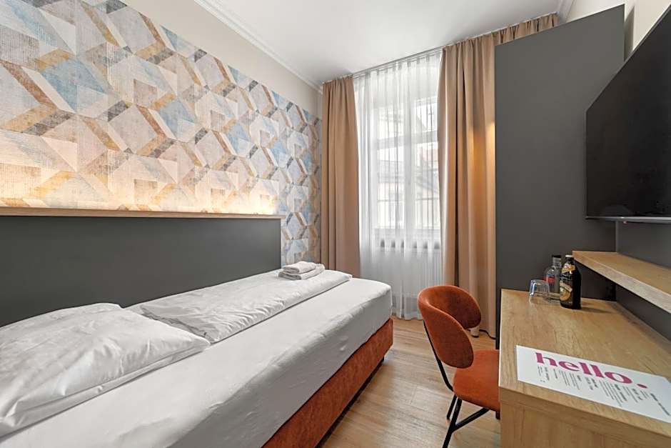 NEU - Sona Design Rooms - CITY CENTER -