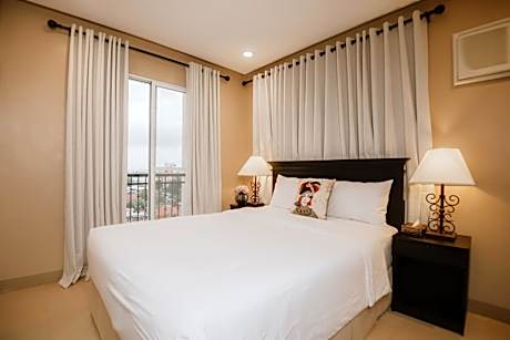 Two-Bedroom Premier