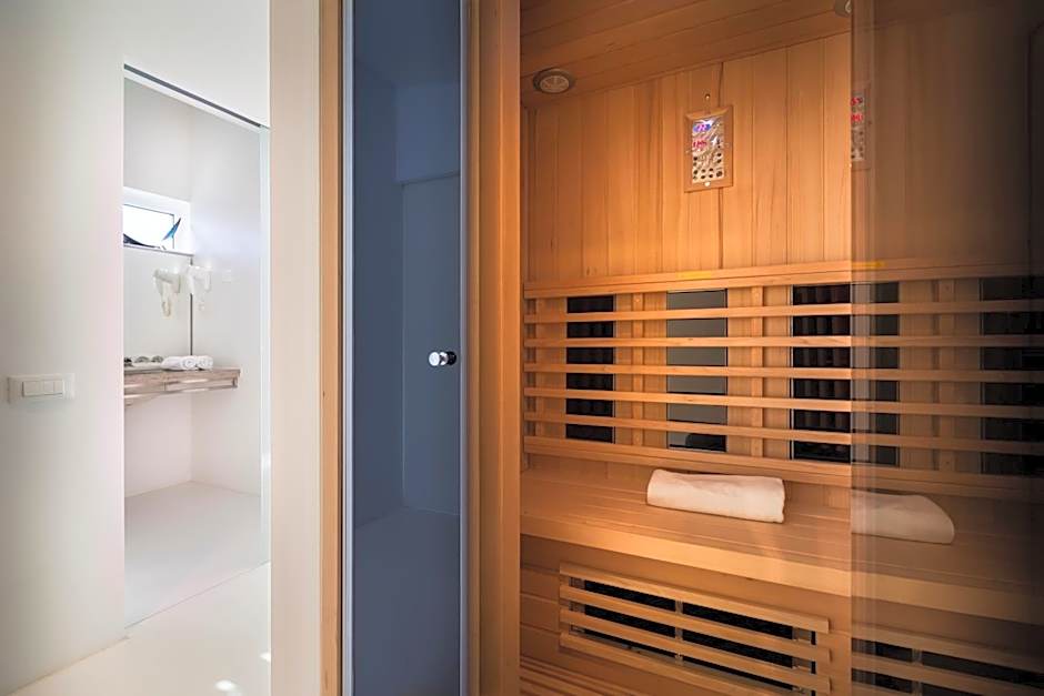 RIVALMARE BEACH Boutique Hotel