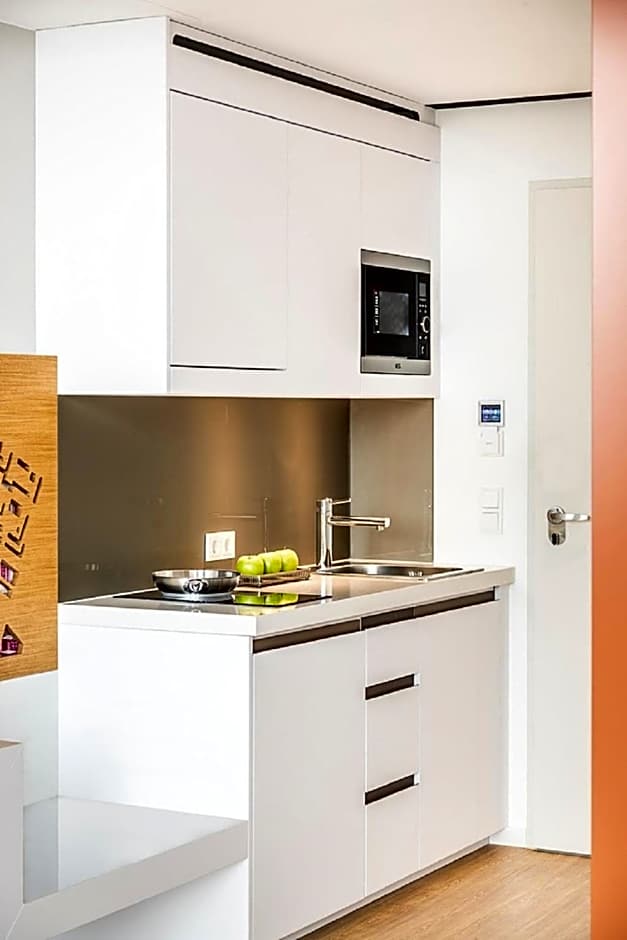 Capri by Fraser Berlin