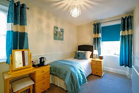 Single Room with Private Bathroom