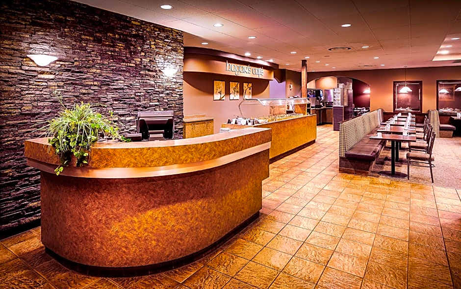 Days Inn & Conference Centre by Wyndham Camrose Norsemen