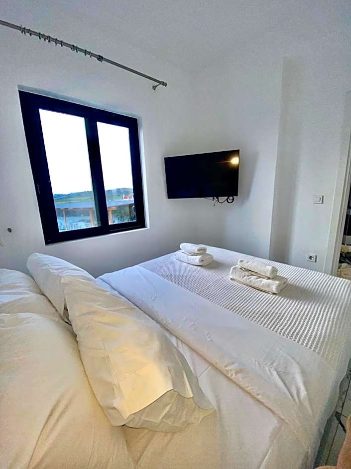 Bianco a Nero Mykonos