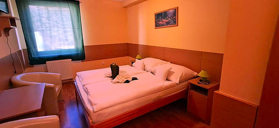 Zöldsziget Menedék, Rendezvény-és pihenőház